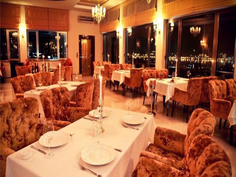 East Legend Hotel Baku Exterior foto