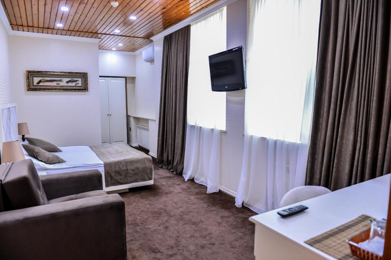 East Legend Hotel Baku Exterior foto
